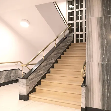 아파트 In Historic Heart Of 브로츠와프