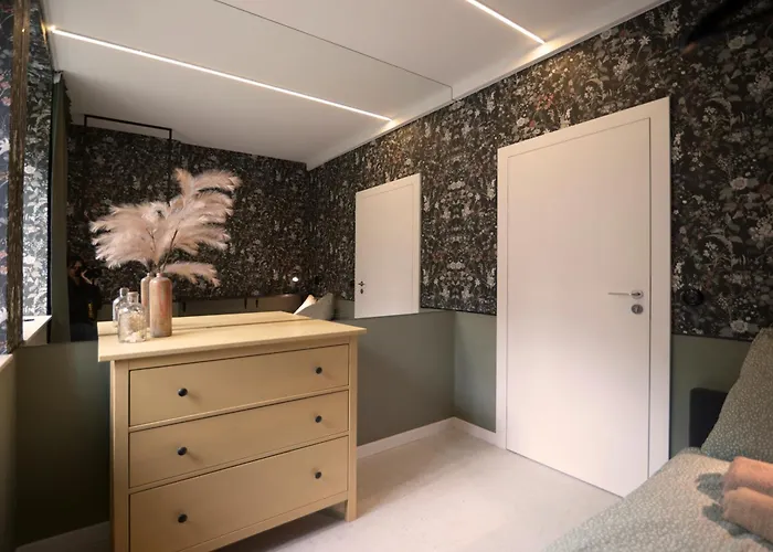 In Historic Heart Of Appartamento Breslavia